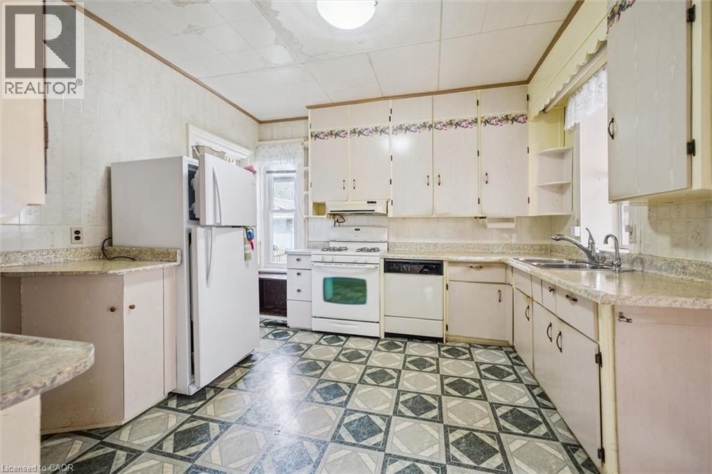 56 MCNAUGHTON STREET Image 11