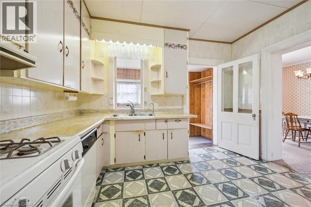 56 MCNAUGHTON STREET Image 13