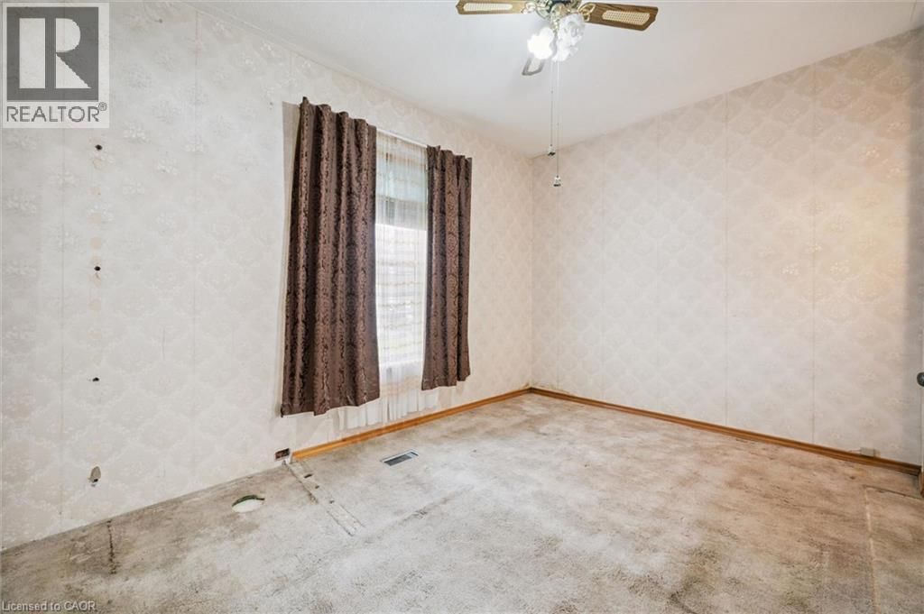 56 MCNAUGHTON STREET Image 15