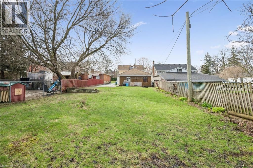 56 MCNAUGHTON STREET Image 30