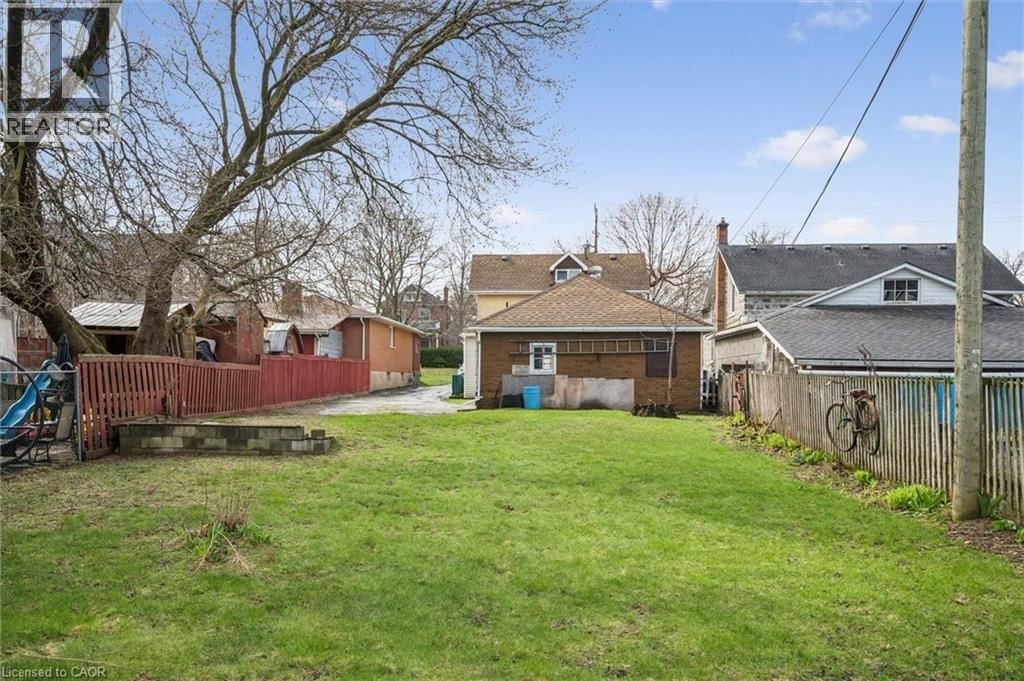 56 MCNAUGHTON STREET Image 31