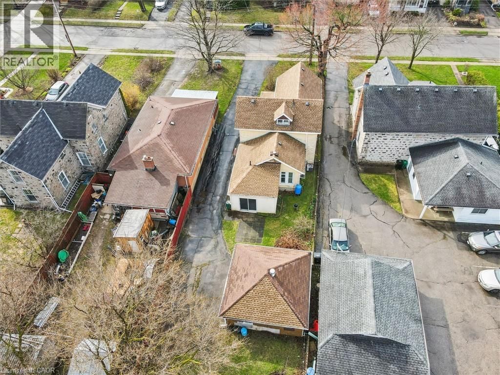 56 MCNAUGHTON STREET Image 35