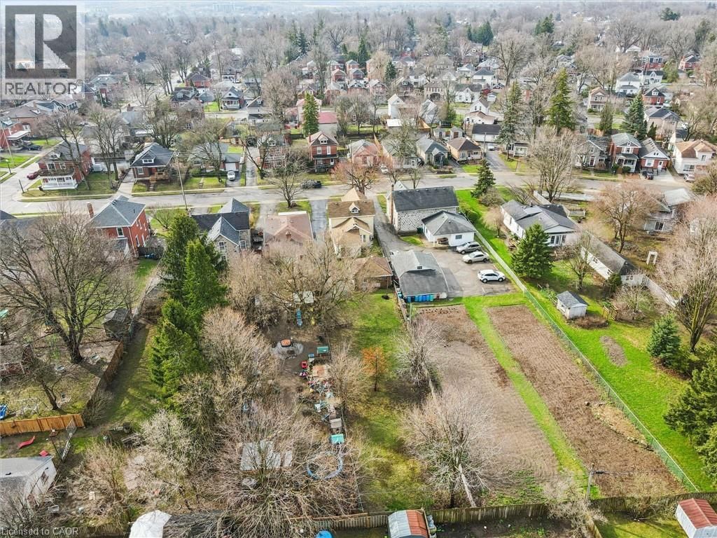 56 MCNAUGHTON STREET Image 36