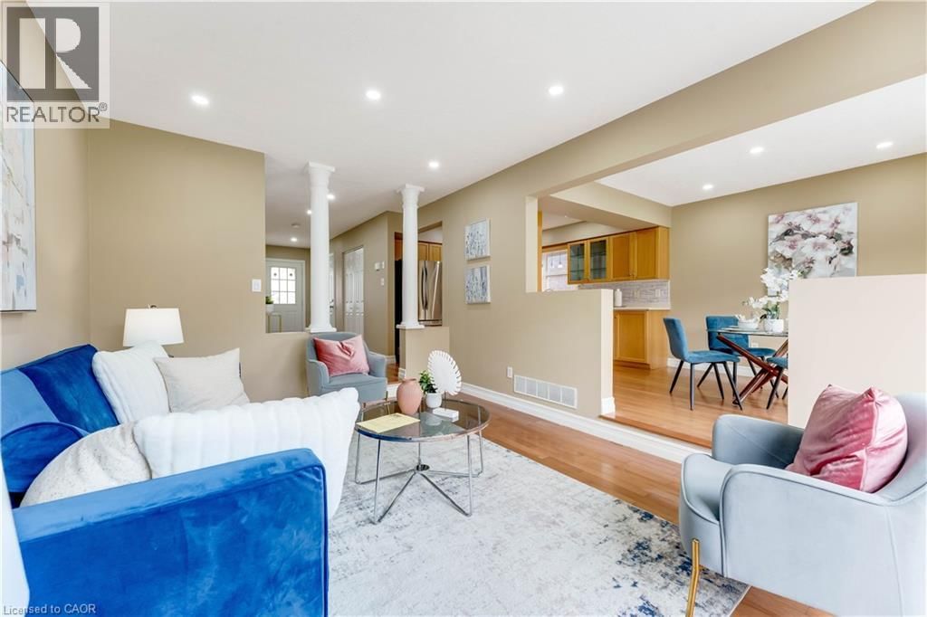 135 VERONICA DRIVE Image 11