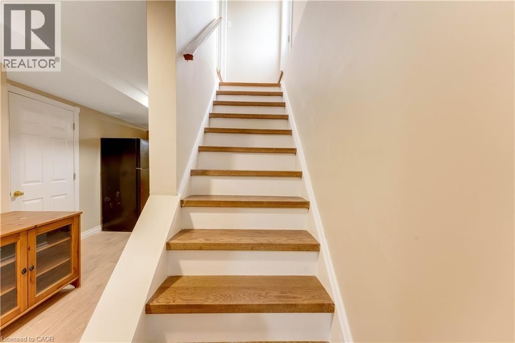 135 VERONICA DRIVE Image 30