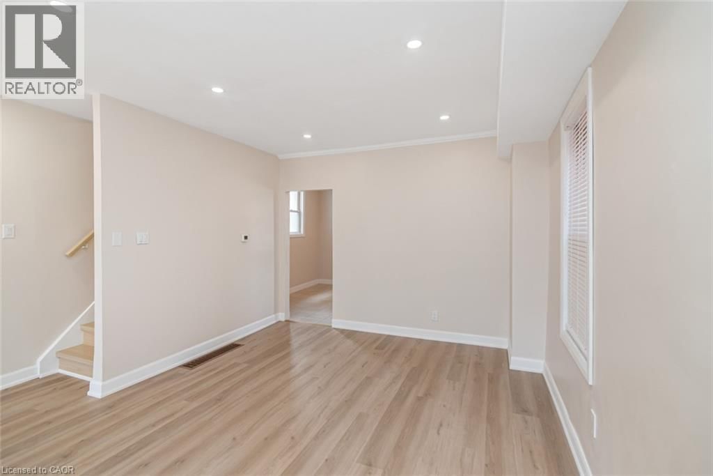 60 KEITH STREET Image 11