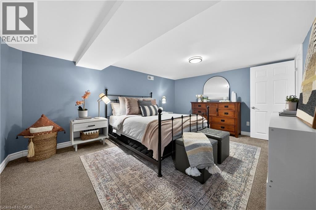 38 GLEN ABBEY COURT Image 39