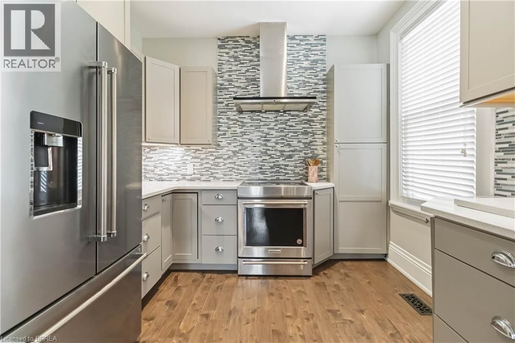 200 BRANT AVENUE Image 13