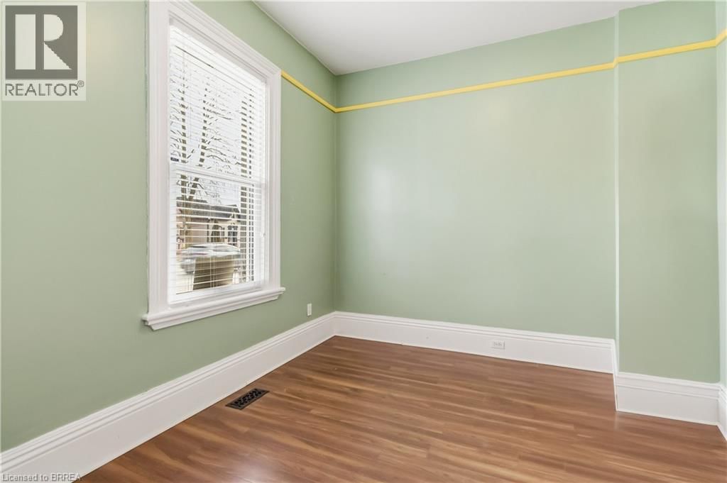 200 BRANT AVENUE Image 16