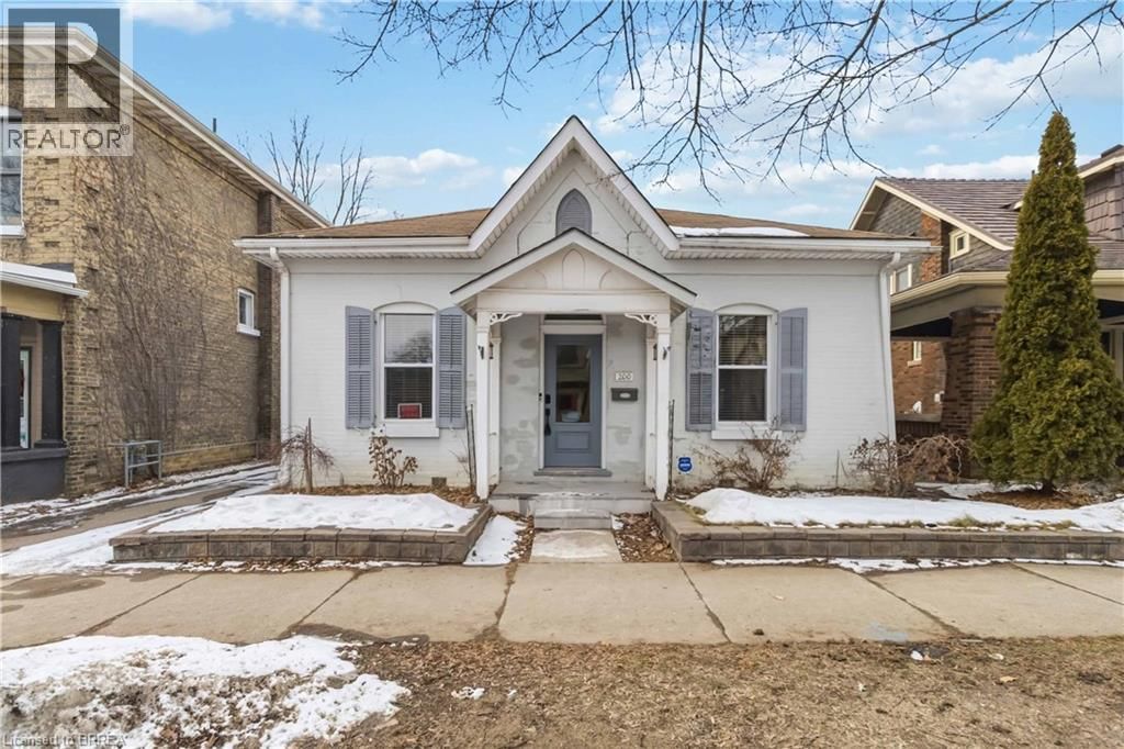 200 BRANT AVENUE Image 2