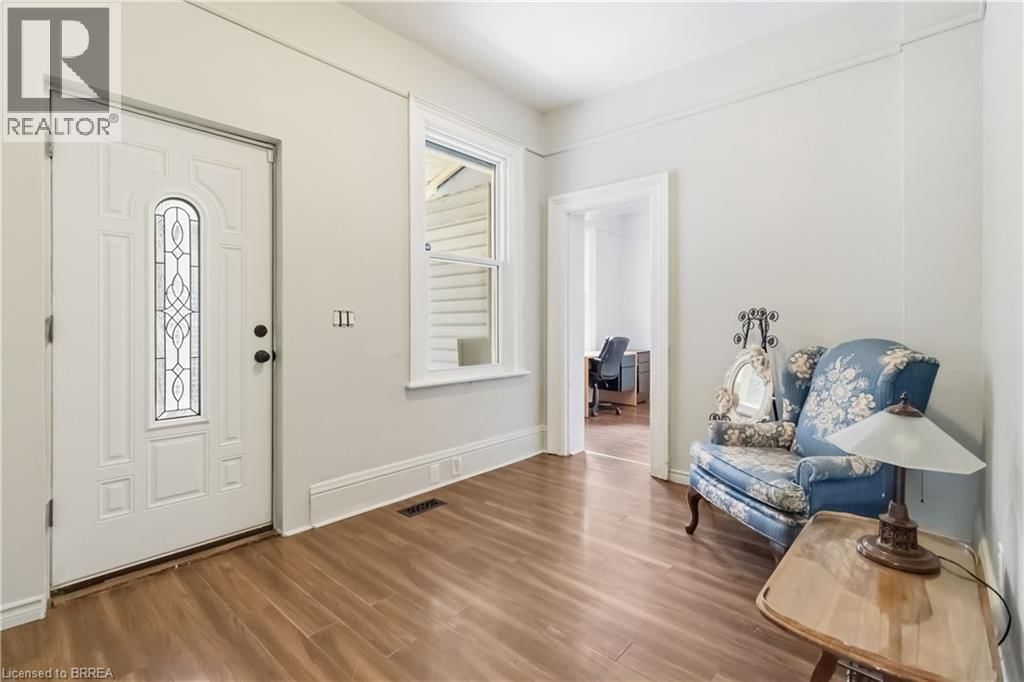 200 BRANT AVENUE Image 27