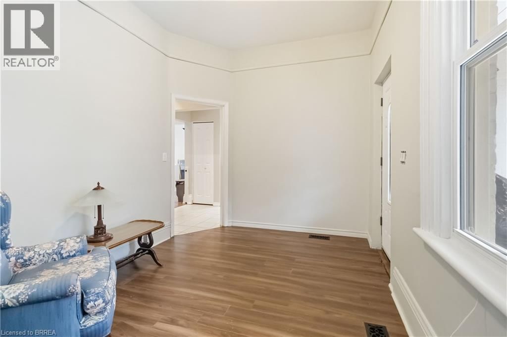 200 BRANT AVENUE Image 29