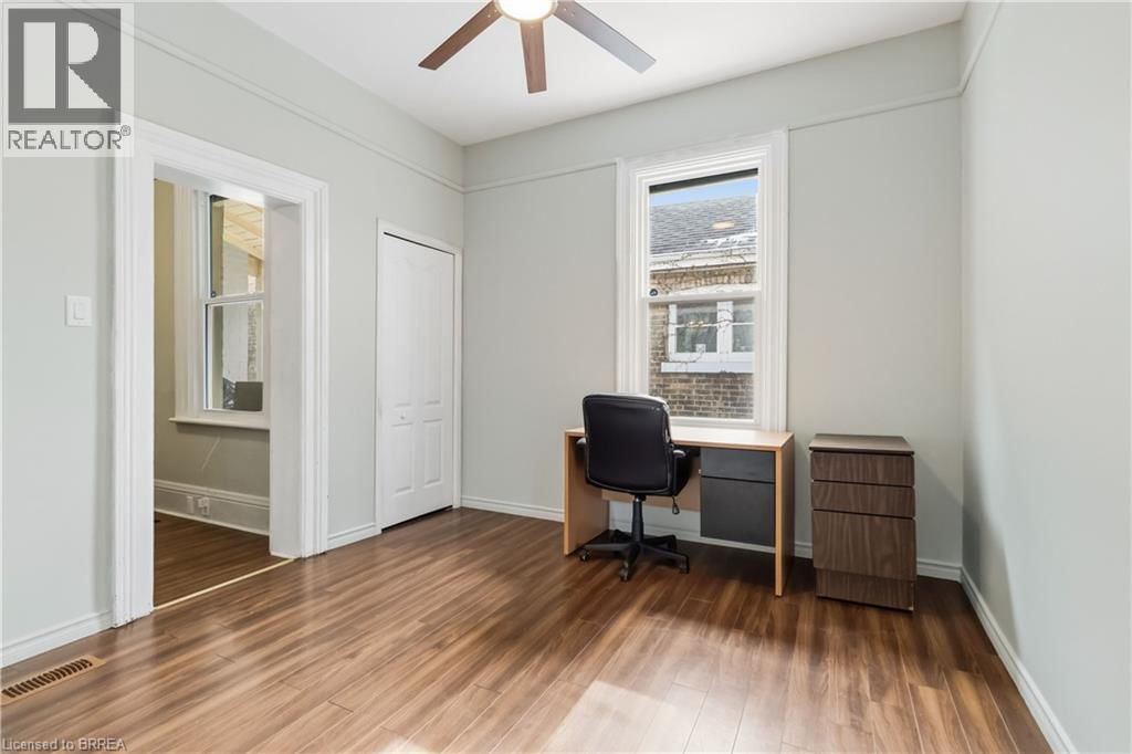 200 BRANT AVENUE Image 31