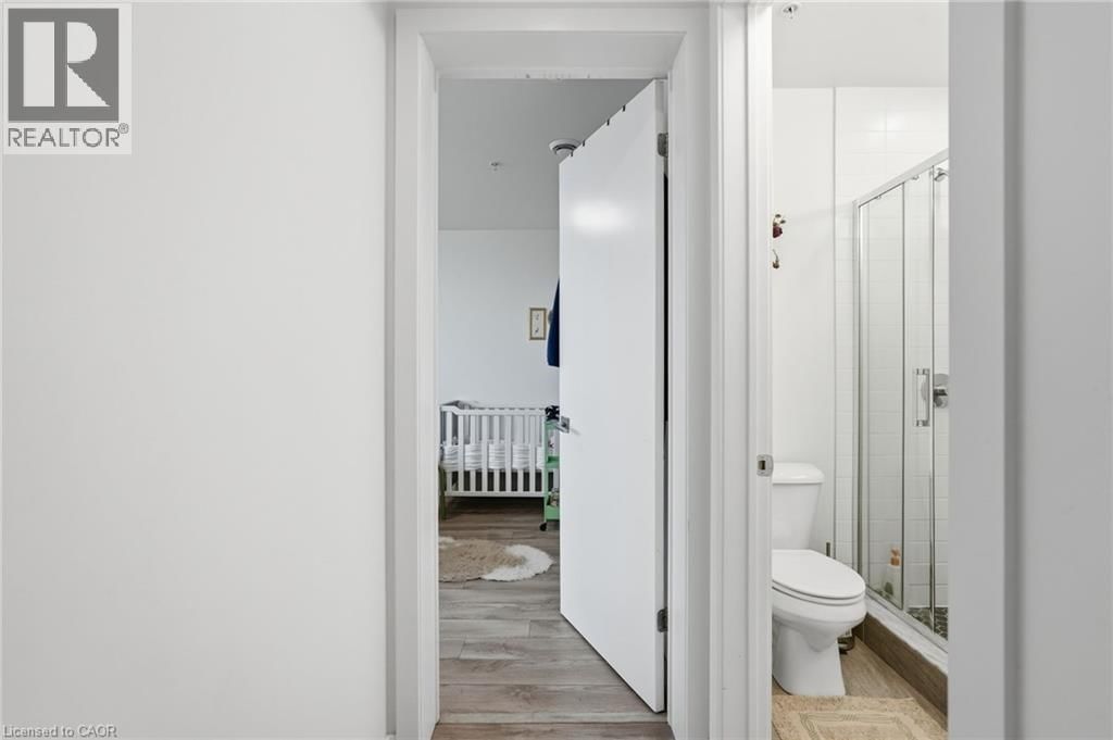 306 - 479 CHARLTON AVENUE EAST Image 12