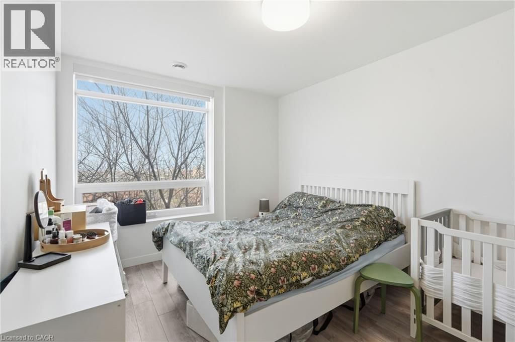 306 - 479 CHARLTON AVENUE EAST Image 15