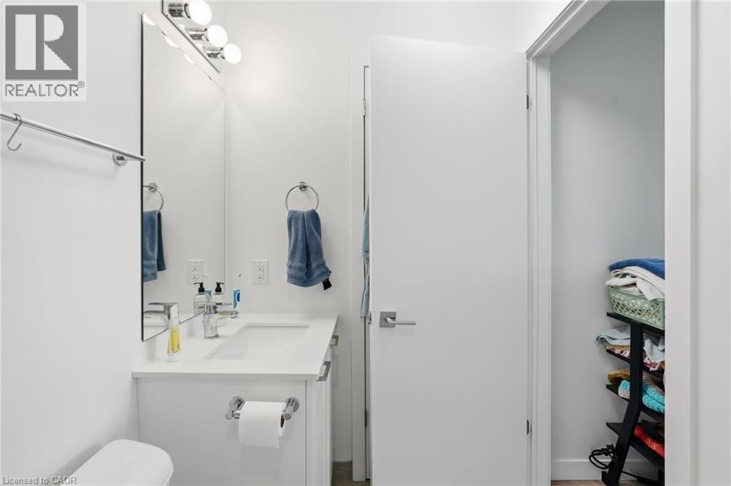 306 - 479 CHARLTON AVENUE EAST Image 18