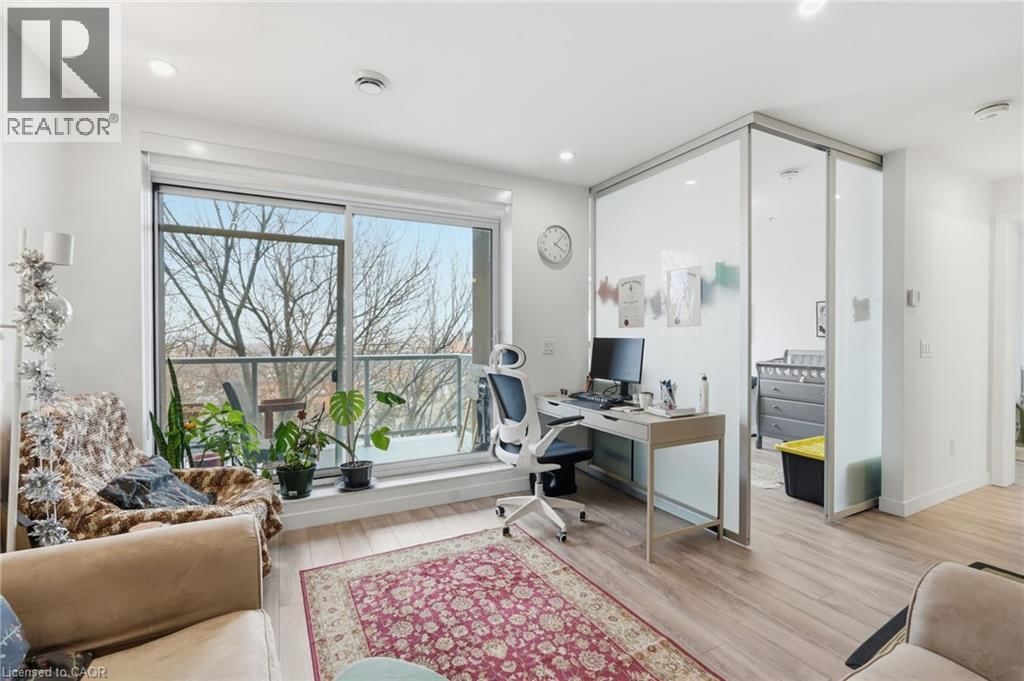 306 - 479 CHARLTON AVENUE EAST Image 9