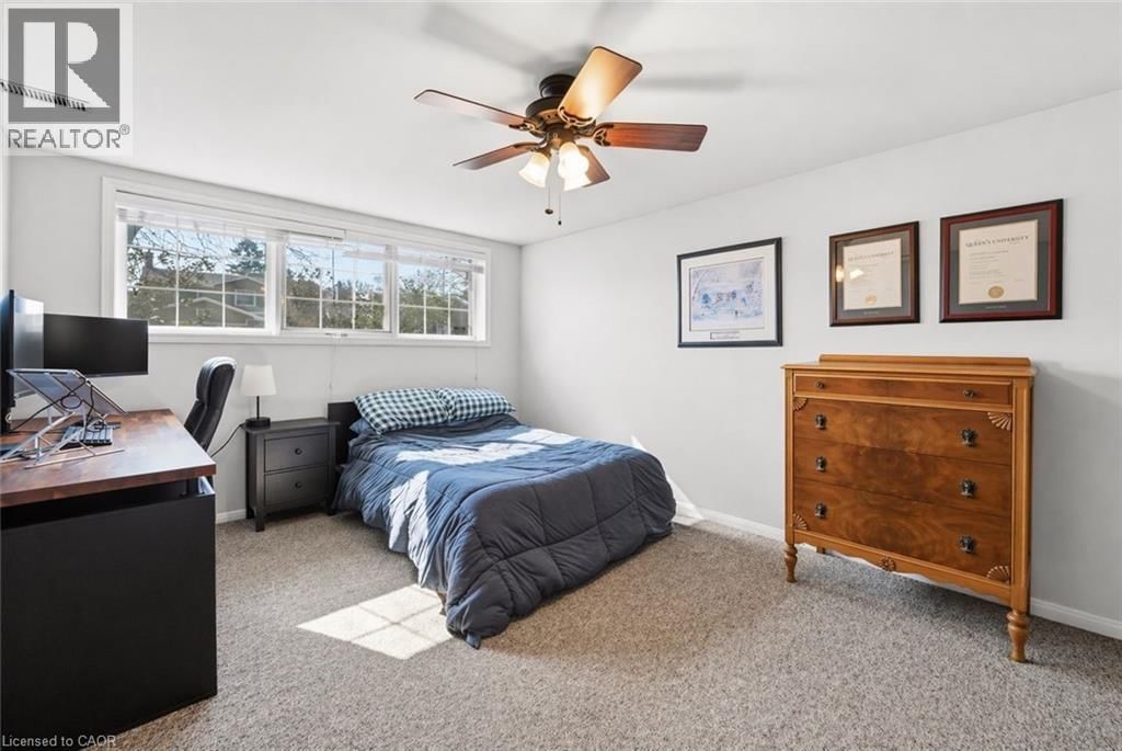 3299 SPRUCE AVENUE Image 31