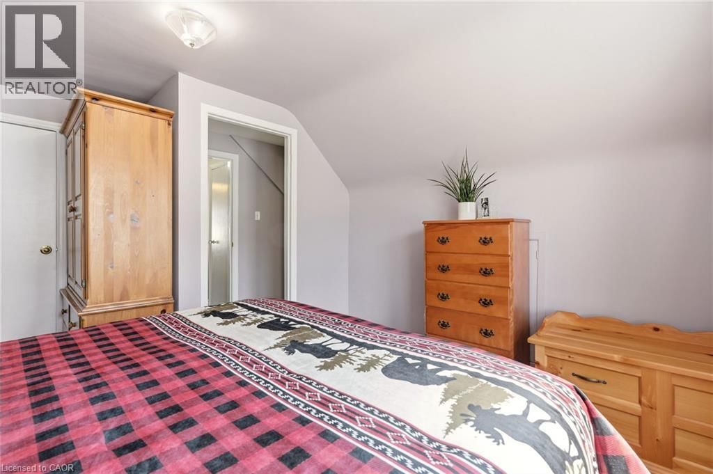 15 ROSELLE PLACE Image 26