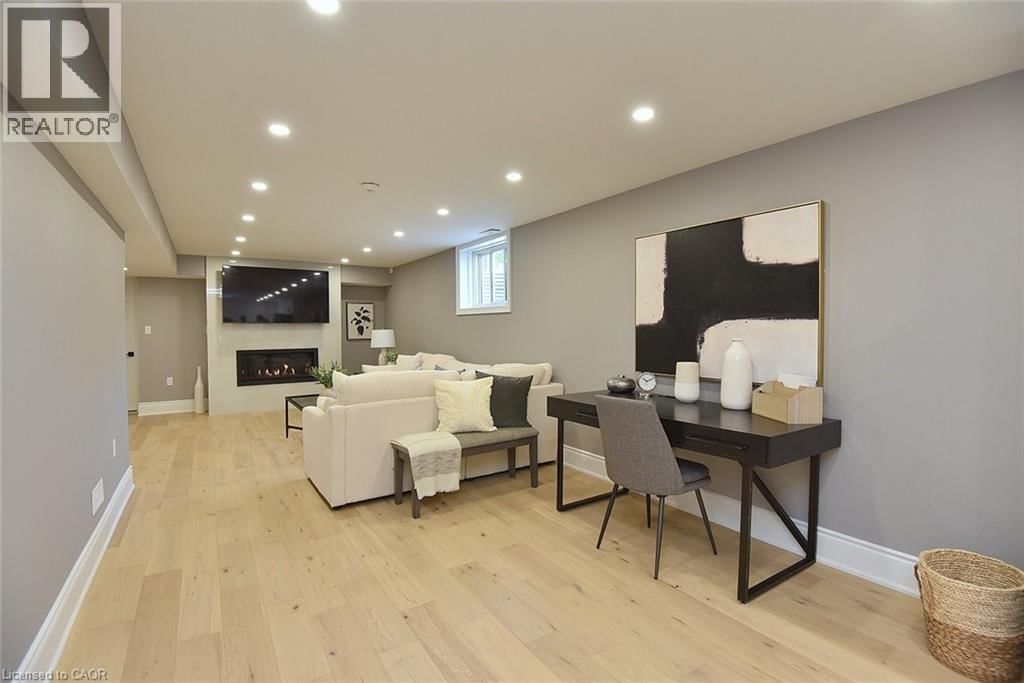 796 HIGHWAY 6 Image 30