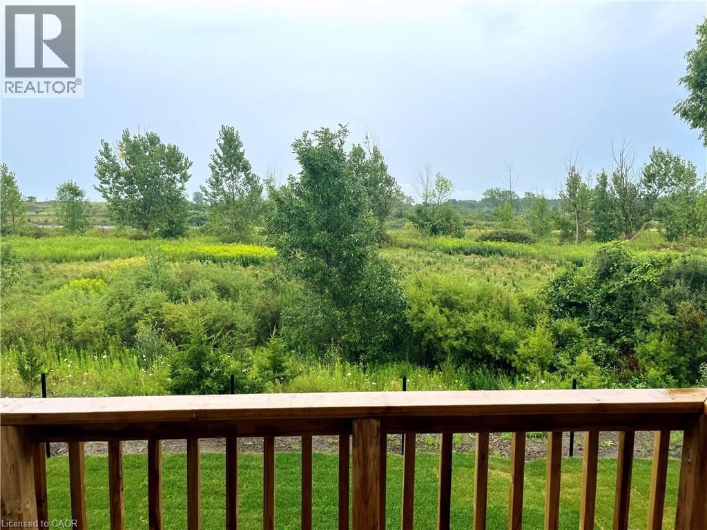 66 AVIRON CRESCENT Image 13