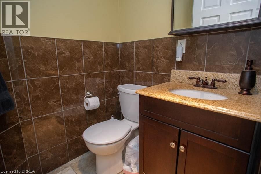 47 STOWE TERRACE Image 27