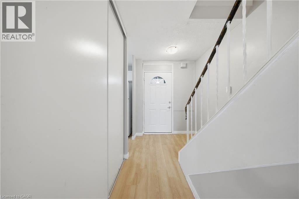 811 - 350 QUIGLEY ROAD Image 11