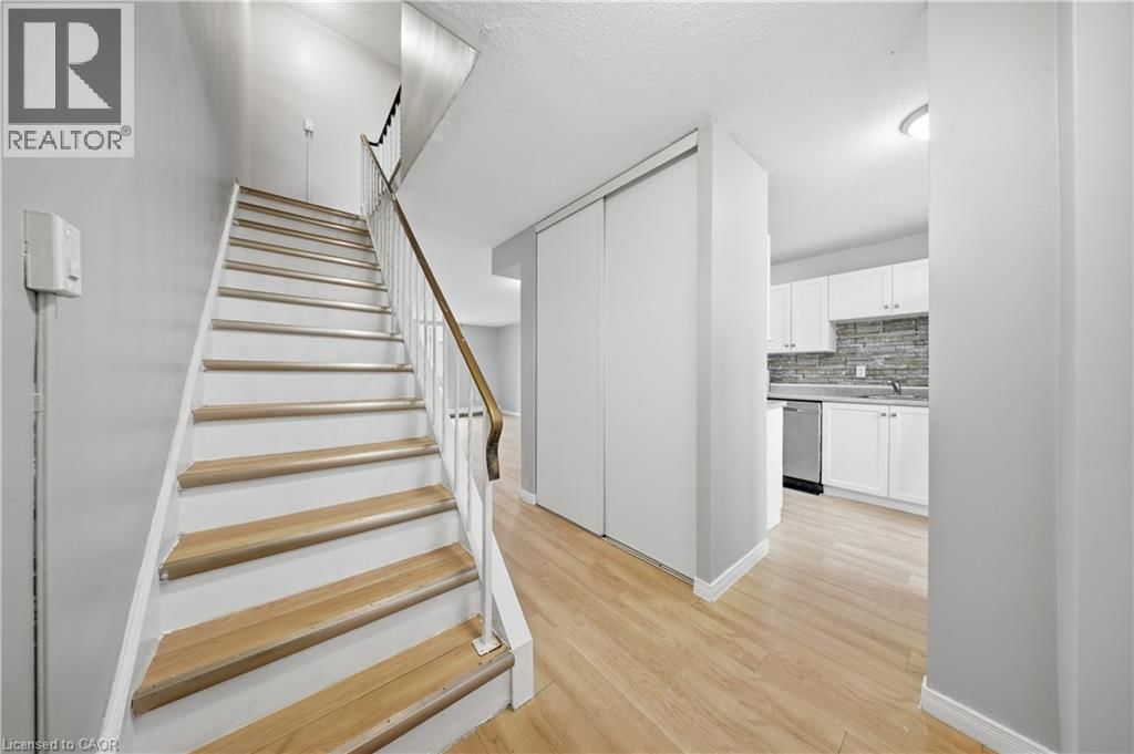 811 - 350 QUIGLEY ROAD Image 13