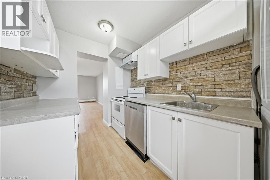 811 - 350 QUIGLEY ROAD Image 17