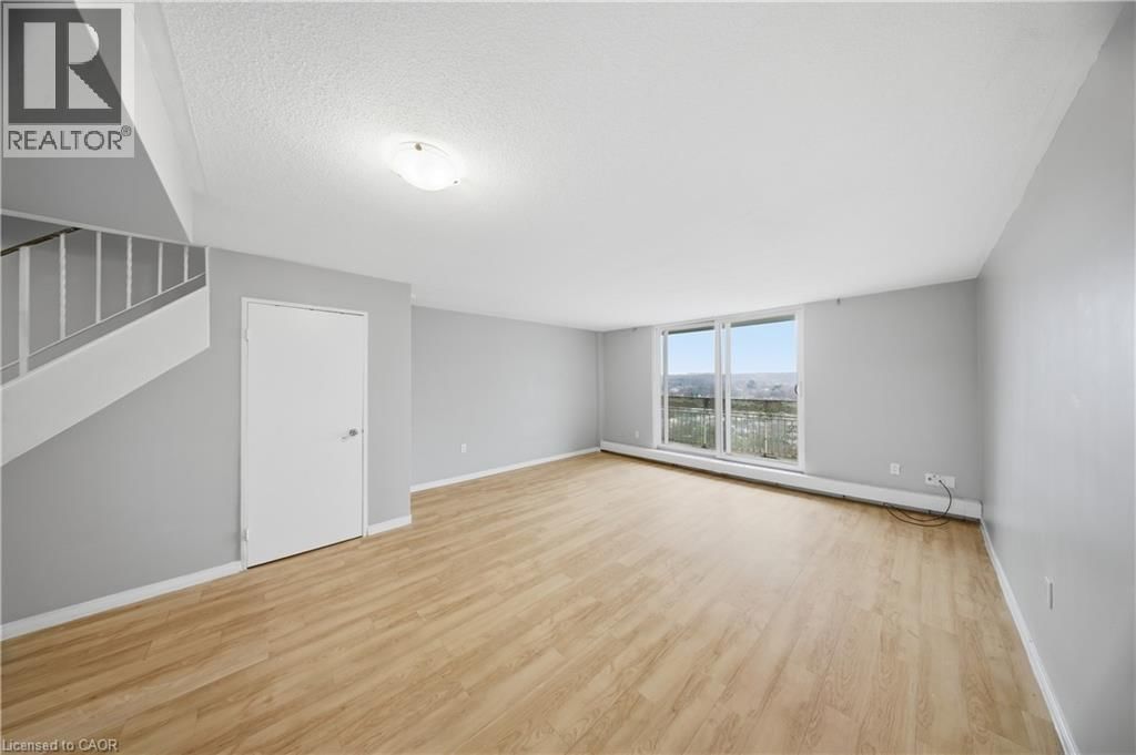 811 - 350 QUIGLEY ROAD Image 18