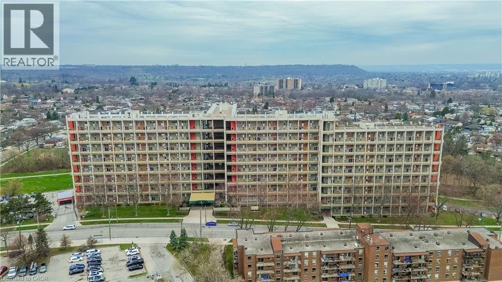 811 - 350 QUIGLEY ROAD Image 2