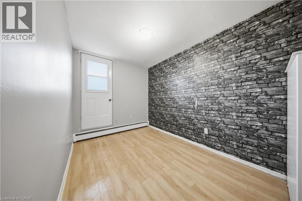 811 - 350 QUIGLEY ROAD Image 24