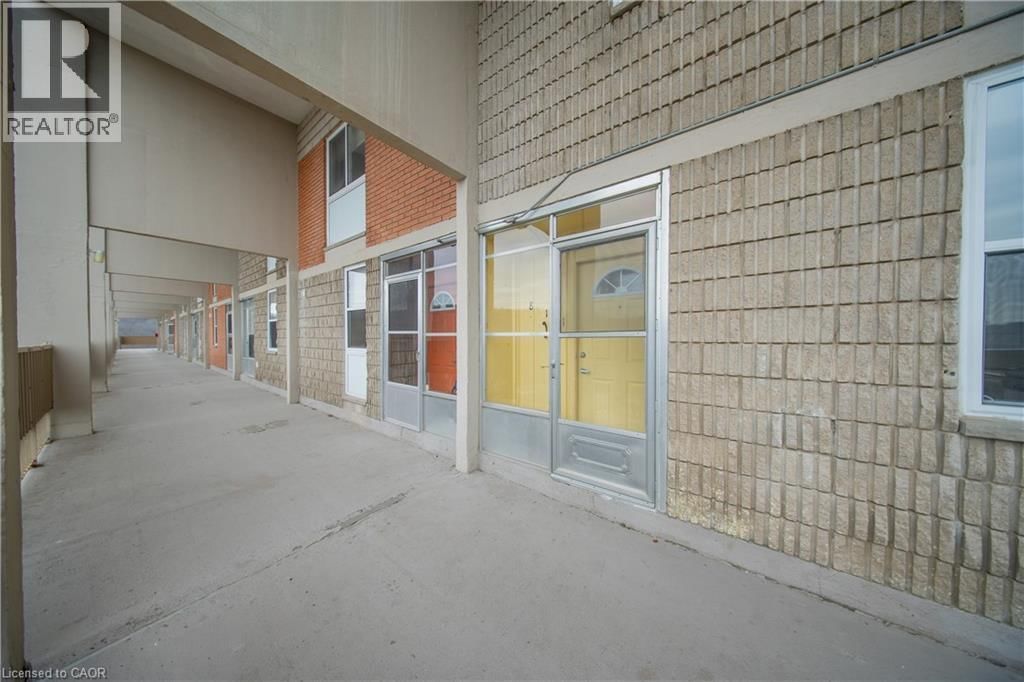 811 - 350 QUIGLEY ROAD Image 7