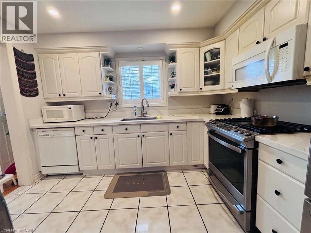 Main - 3082 CANTELON CRESCENT Image 6