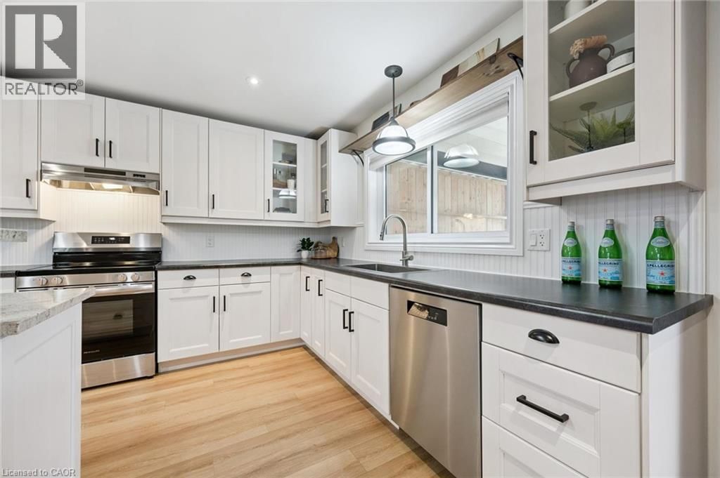 65 SCHWEITZER STREET Image 10