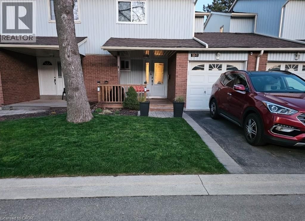 71 - 528 SHERATON ROAD Image 1