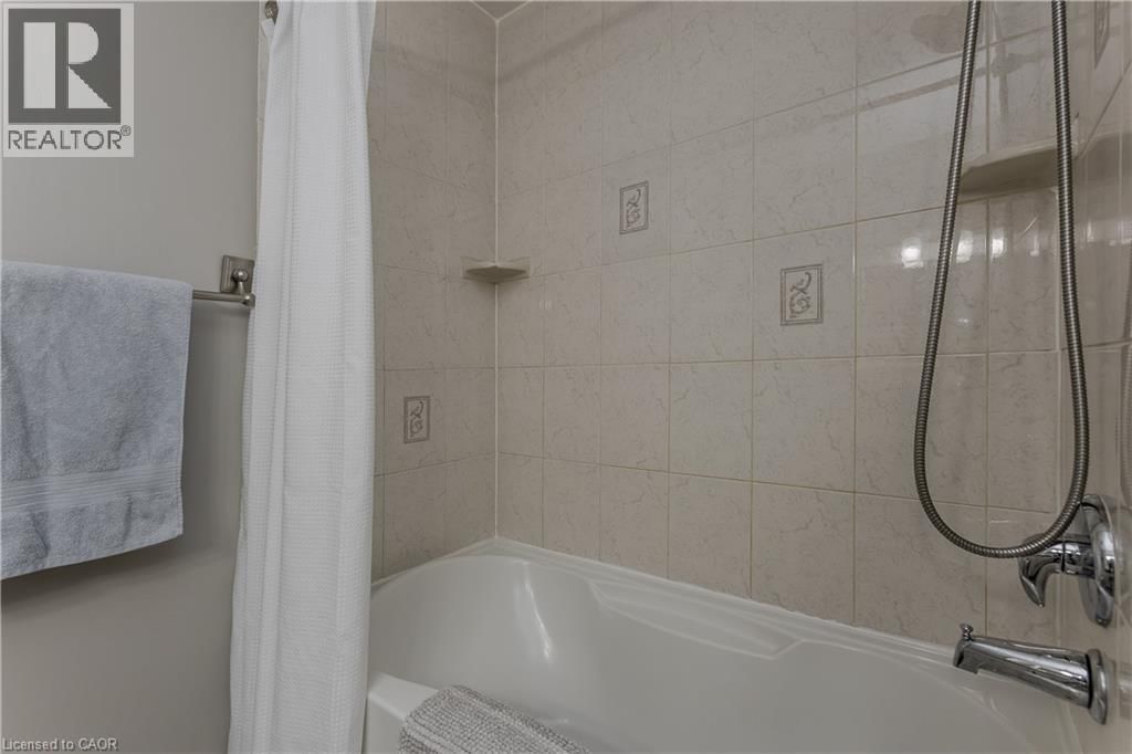 71 - 528 SHERATON ROAD Image 28