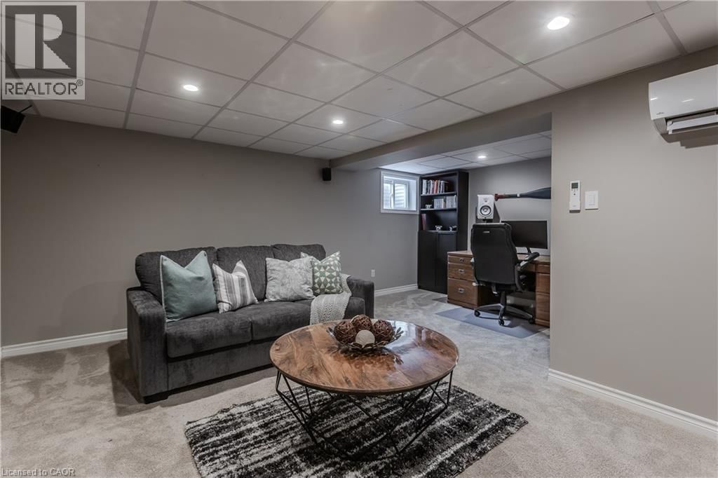 71 - 528 SHERATON ROAD Image 37