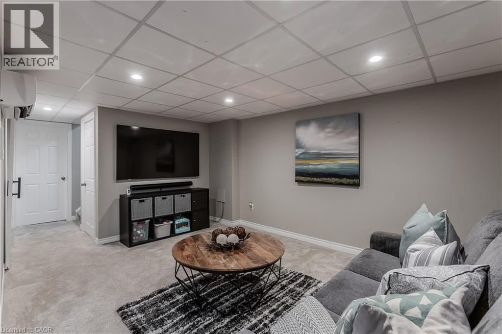 71 - 528 SHERATON ROAD Image 40