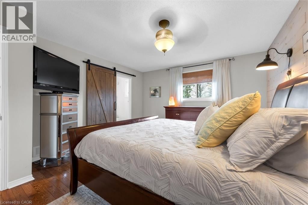 16 HOMELAND AVENUE Image 19