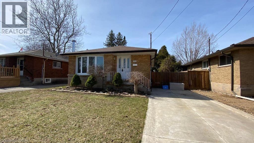 Upper - 216 WEST 16TH STREET Image 1