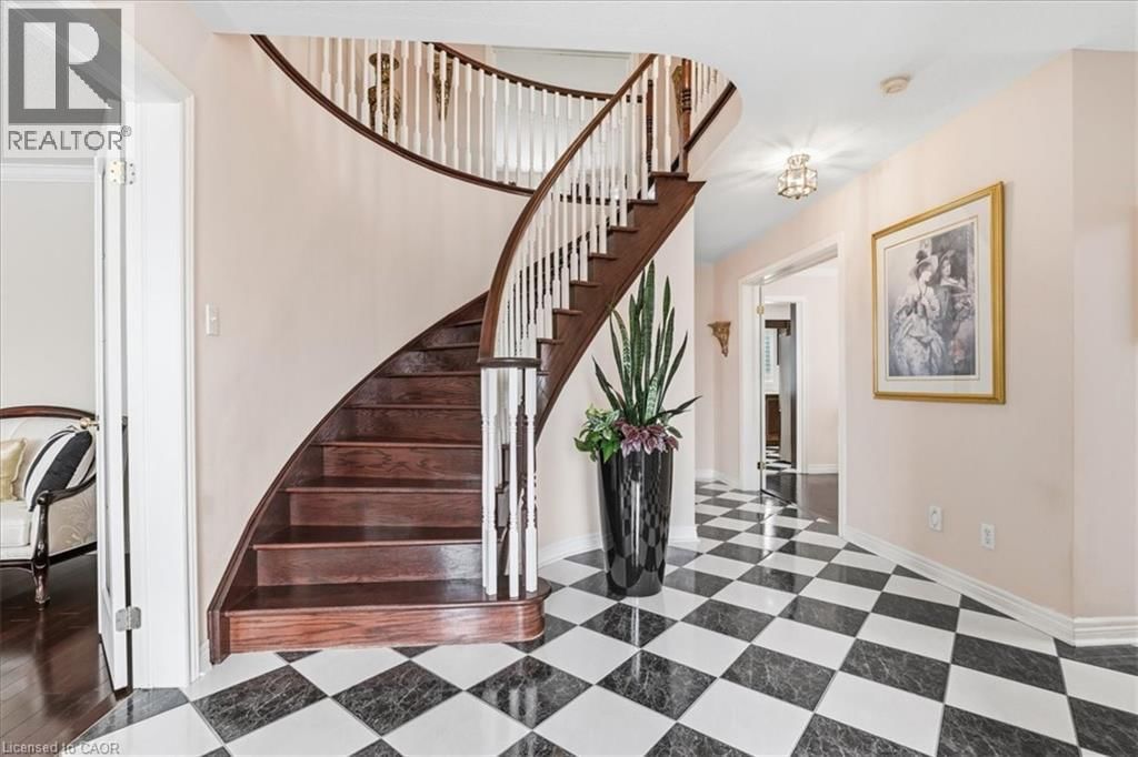 54 WOODCREST COURT Image 5