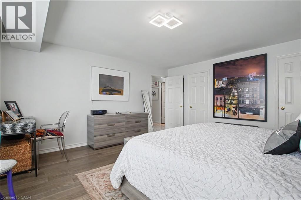 405 - 2121 LAKESHORE ROAD Image 25