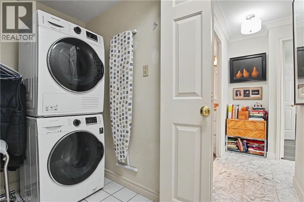 405 - 2121 LAKESHORE ROAD Image 27