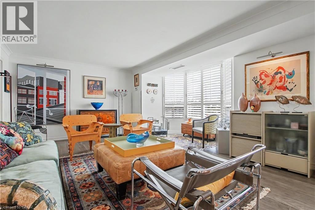 405 - 2121 LAKESHORE ROAD Image 8