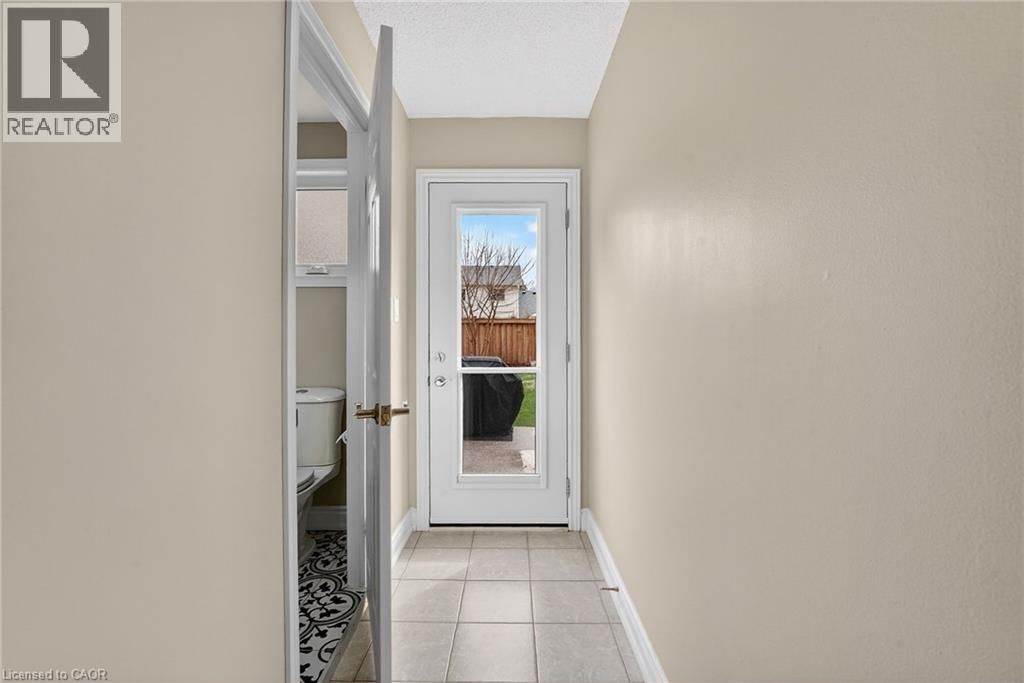 474 KNIGHTSBRIDGE CRESCENT Image 19