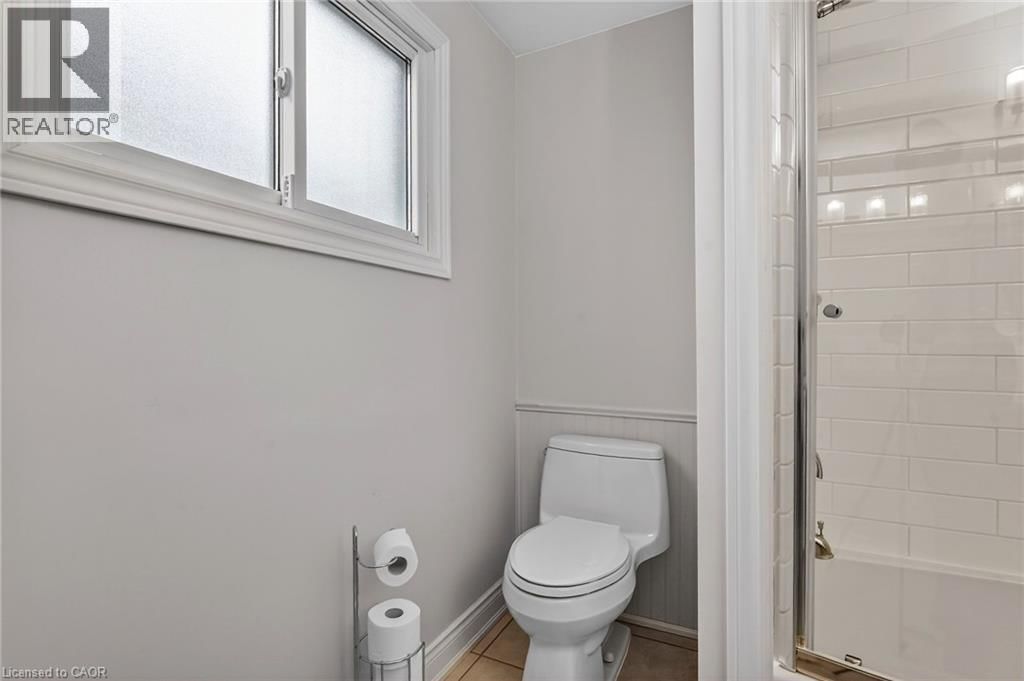 474 KNIGHTSBRIDGE CRESCENT Image 25