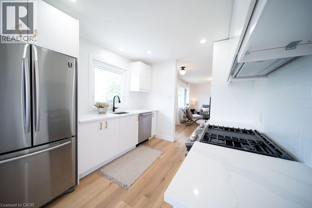 1 - 107 DELMAR DRIVE Image 9