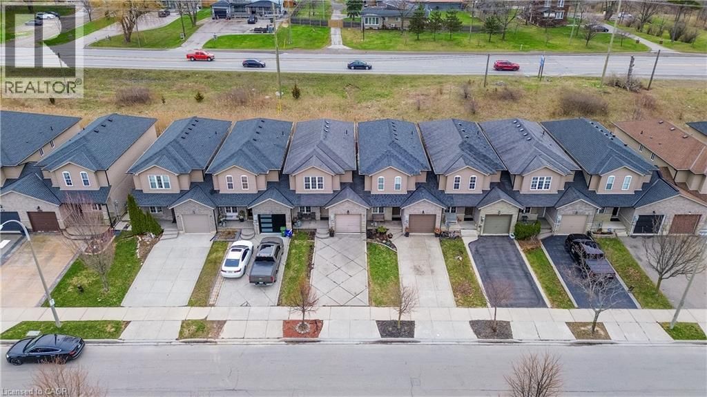 35 THAMES WAY Image 36