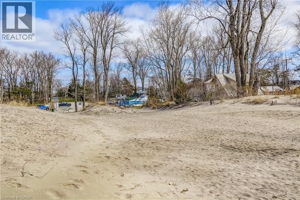 2 BEACH AVENUE Image 27